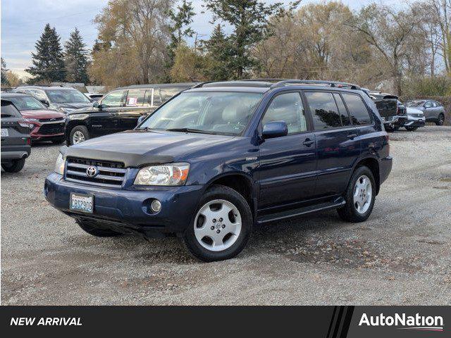 used 2004 Toyota Highlander car, priced at $6,444