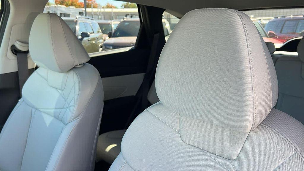 new 2026 Hyundai TUCSON Hybrid car, priced at $36,945