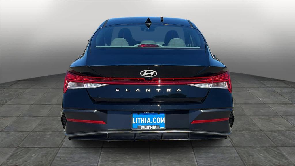 new 2024 Hyundai Elantra car, priced at $27,903