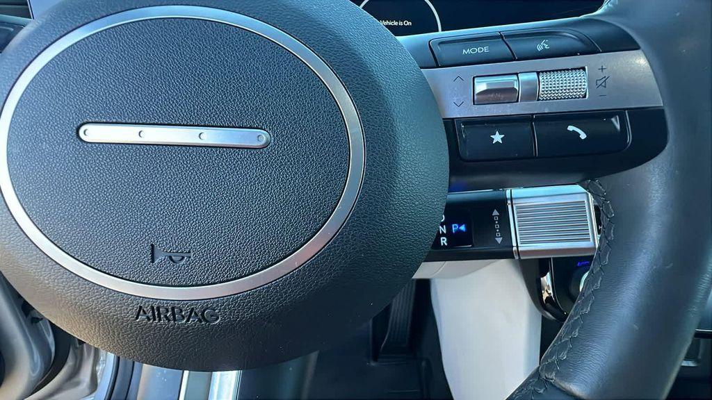 used 2025 Hyundai TUCSON Hybrid car, priced at $35,812