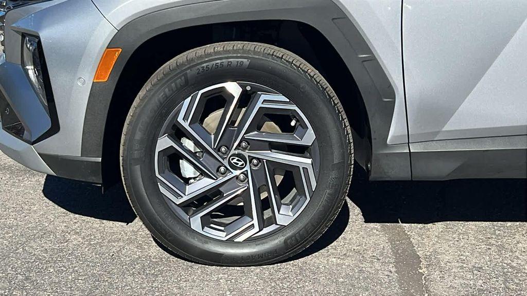 used 2025 Hyundai TUCSON Hybrid car, priced at $35,812
