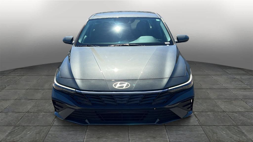 new 2024 Hyundai Elantra car, priced at $26,080