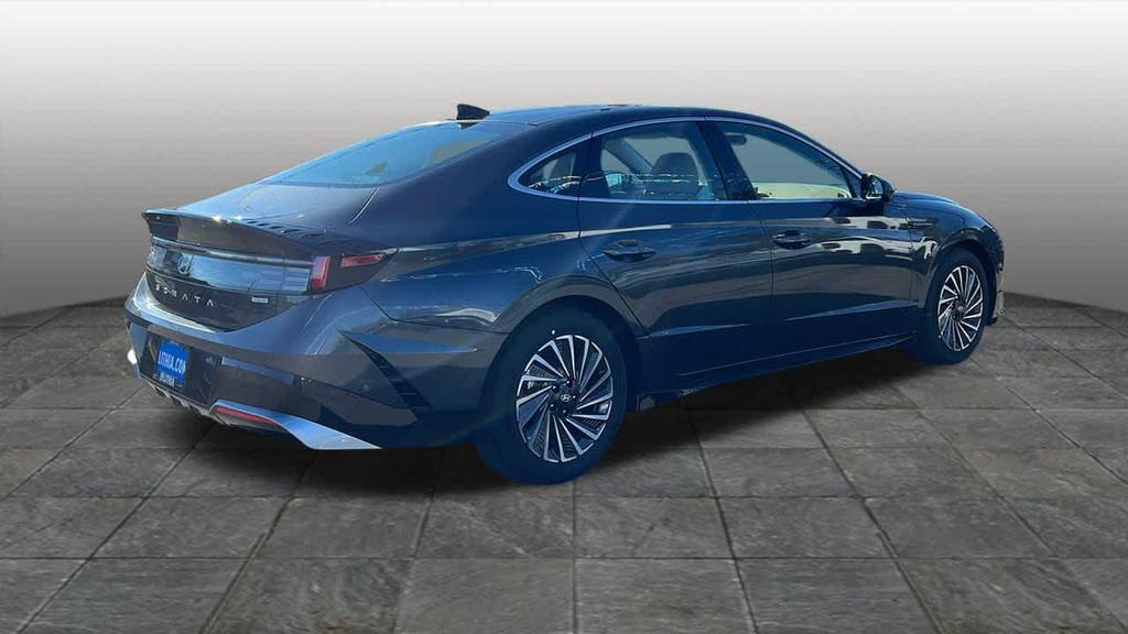 new 2026 Hyundai Sonata Hybrid car, priced at $39,850