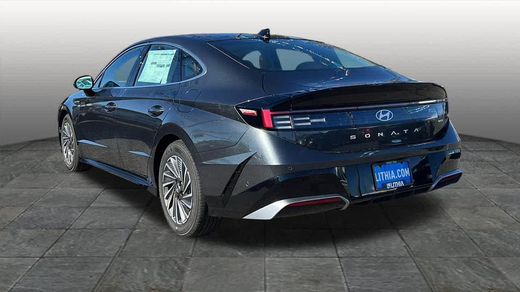 new 2026 Hyundai Sonata Hybrid car, priced at $39,850