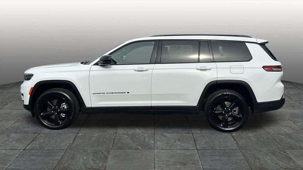 used 2023 Jeep Grand Cherokee L car, priced at $27,455