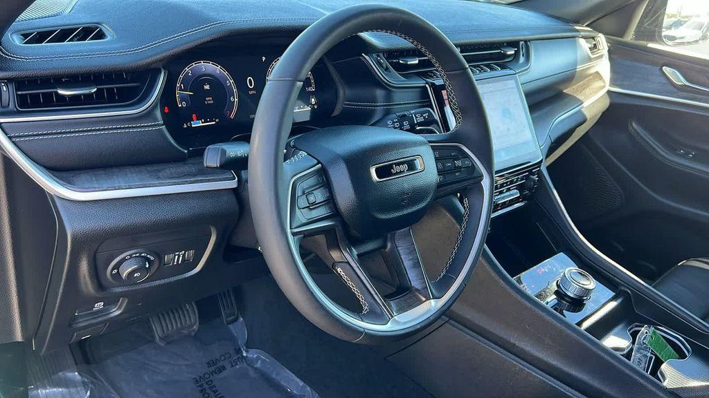 used 2024 Jeep Grand Cherokee L car, priced at $33,985