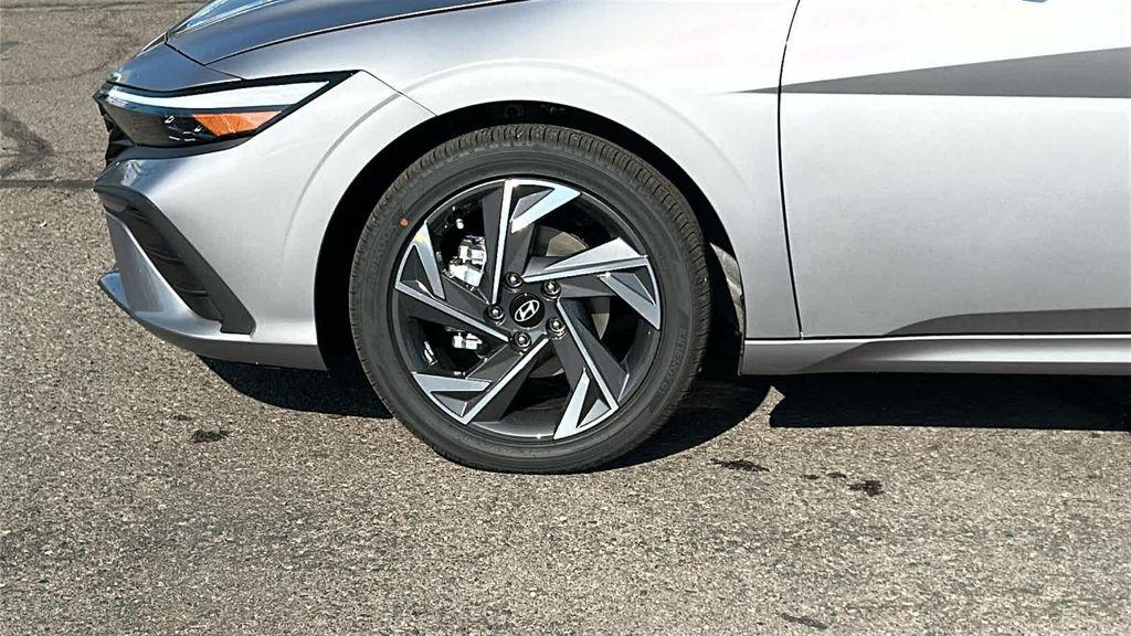 new 2025 Hyundai ELANTRA HEV car, priced at $29,335