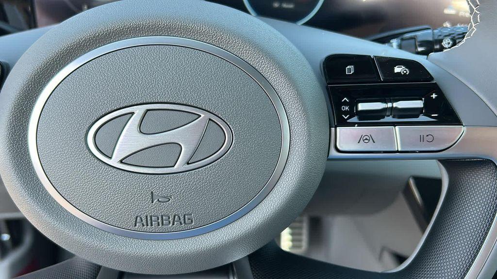 new 2025 Hyundai ELANTRA HEV car, priced at $29,335