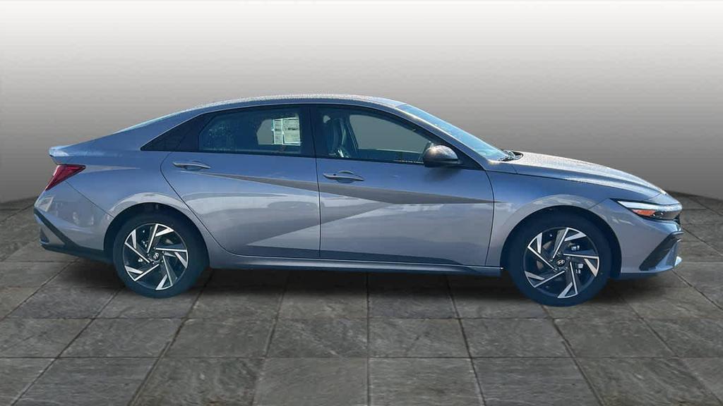 new 2025 Hyundai ELANTRA HEV car, priced at $29,335