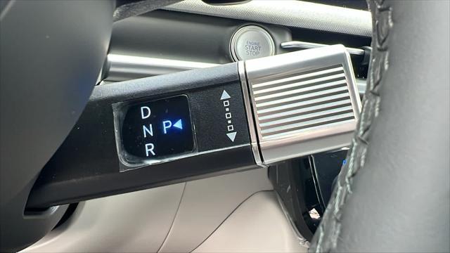 new 2025 Hyundai TUCSON Hybrid car, priced at $43,864