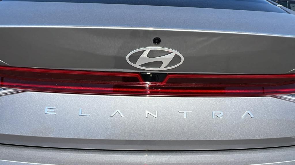 new 2024 Hyundai Elantra car, priced at $27,903