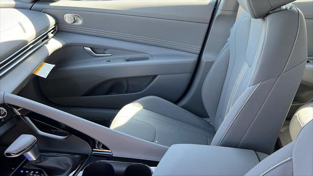 new 2025 Hyundai Elantra car, priced at $29,285