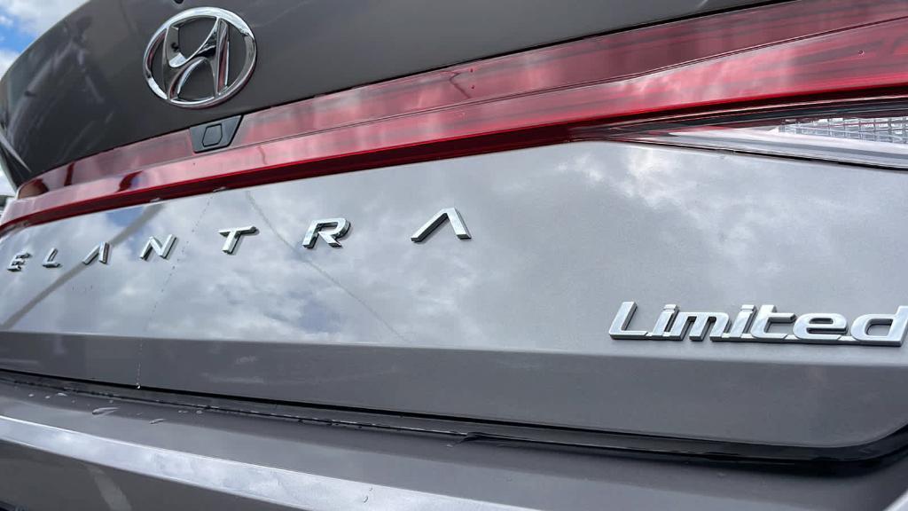 new 2023 Hyundai Elantra car, priced at $27,443