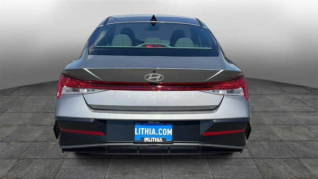 new 2024 Hyundai Elantra car, priced at $27,025