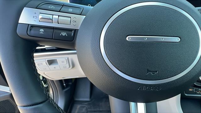 new 2025 Hyundai TUCSON Hybrid car, priced at $38,974
