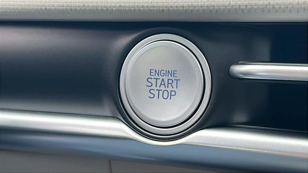 new 2025 Hyundai TUCSON Hybrid car, priced at $38,655