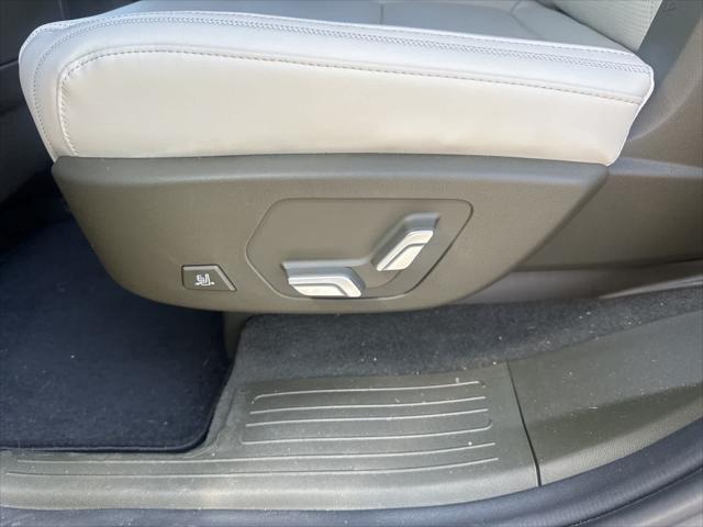 used 2025 Hyundai SANTA FE HEV car, priced at $47,985
