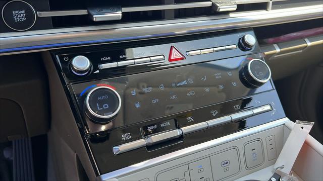 new 2025 Hyundai SANTA FE HEV car, priced at $52,995