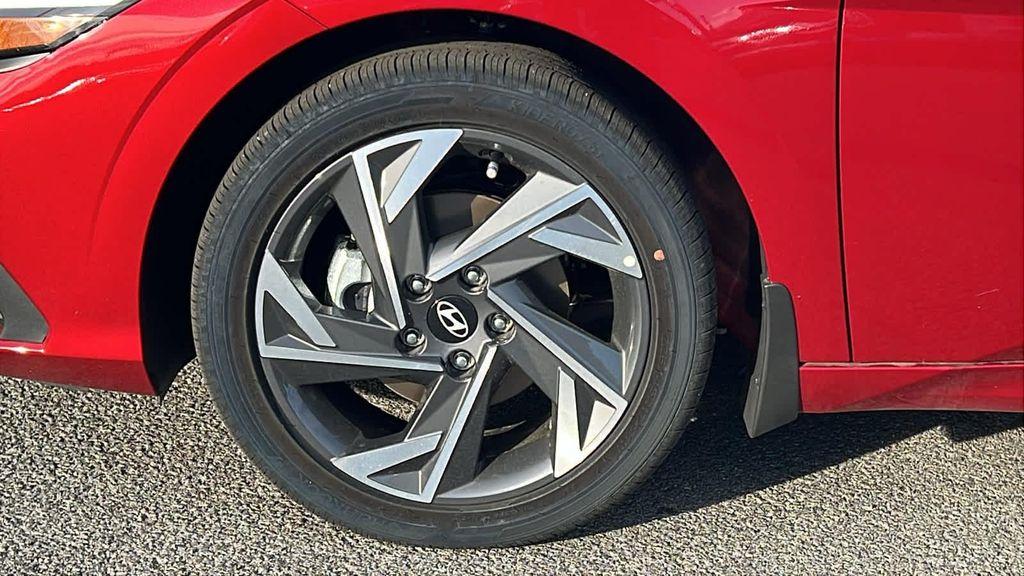 new 2025 Hyundai ELANTRA HEV car, priced at $29,685