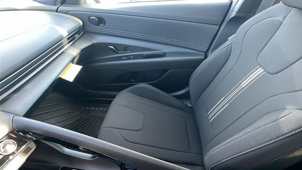 new 2025 Hyundai ELANTRA HEV car, priced at $29,685