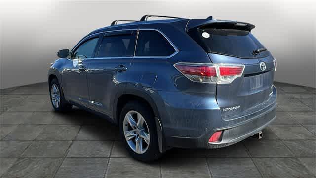 used 2014 Toyota Highlander car, priced at $21,977