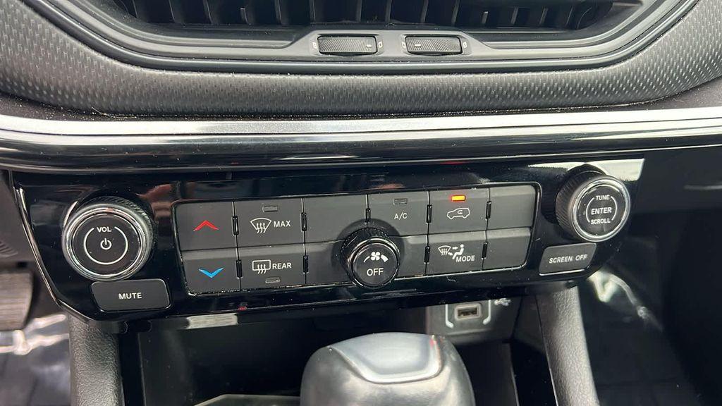 used 2022 Jeep Compass car, priced at $22,764