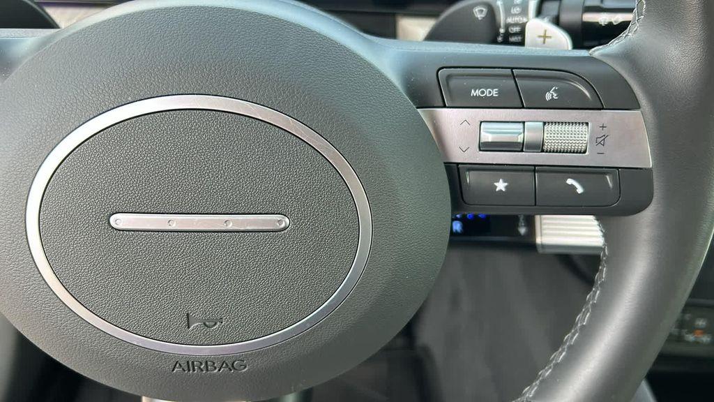 used 2025 Hyundai Sonata Hybrid car, priced at $32,405