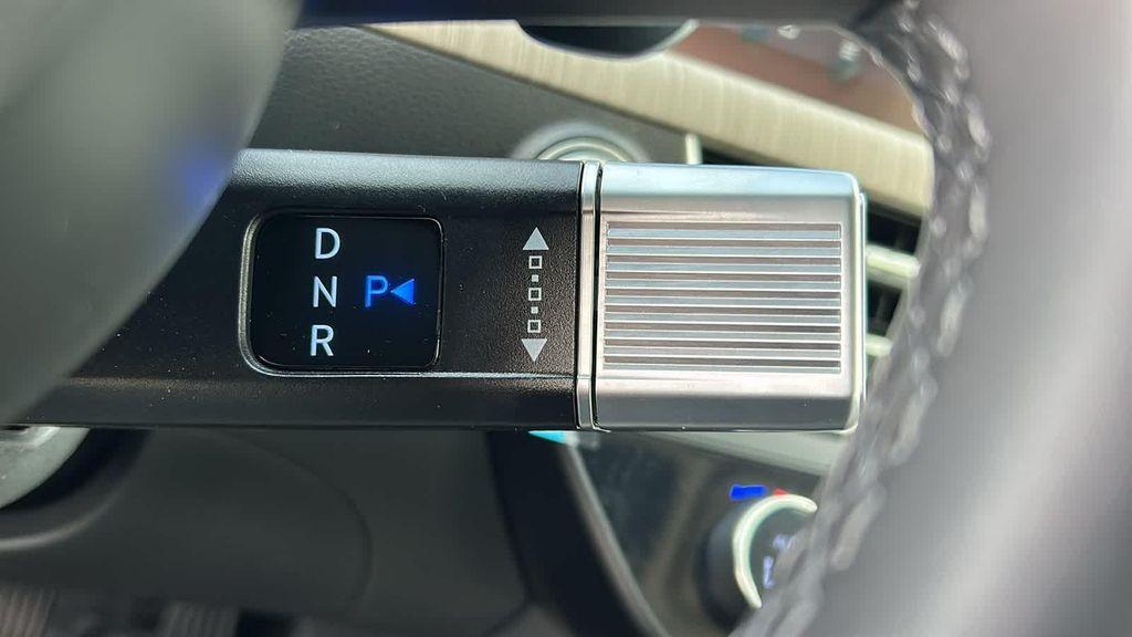 used 2025 Hyundai Sonata Hybrid car, priced at $32,405