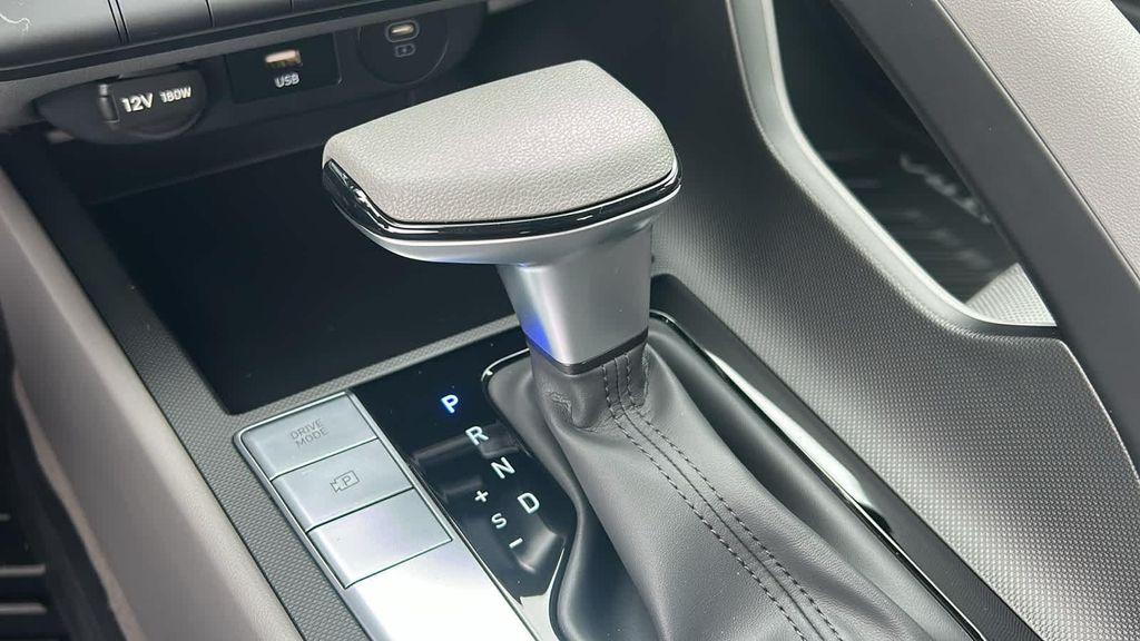 new 2025 Hyundai Elantra car, priced at $23,800