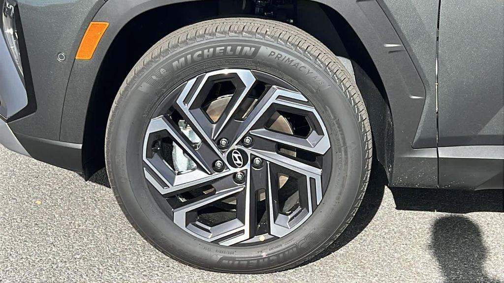 new 2026 Hyundai TUCSON Hybrid car, priced at $44,560