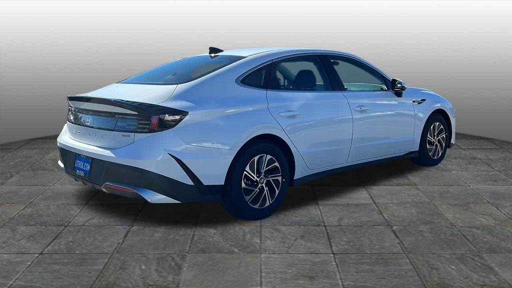 new 2026 Hyundai Sonata Hybrid car, priced at $31,350