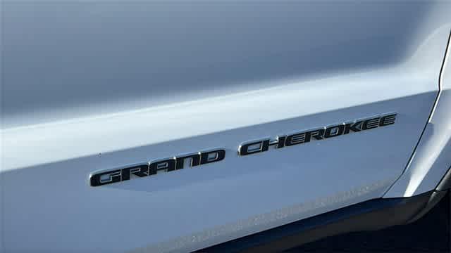 used 2020 Jeep Grand Cherokee car, priced at $19,995