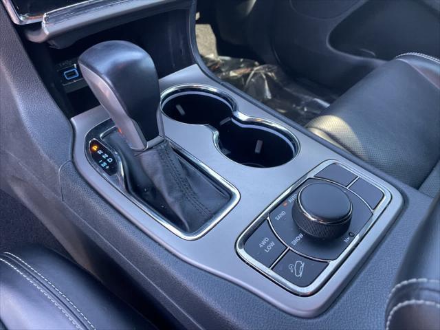 used 2021 Jeep Grand Cherokee car, priced at $31,395