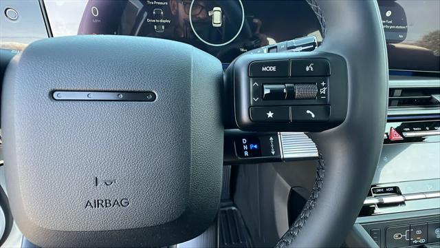 new 2025 Hyundai SANTA FE HEV car, priced at $52,000