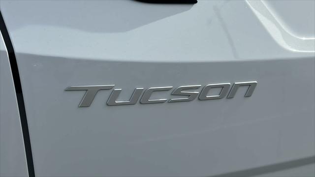 new 2025 Hyundai Tucson Hybrid car, priced at $43,725