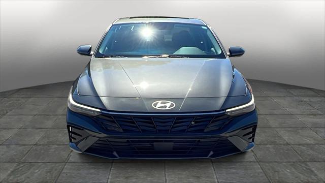 new 2024 Hyundai Elantra car, priced at $26,985