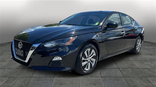 used 2022 Nissan Altima car, priced at $19,877