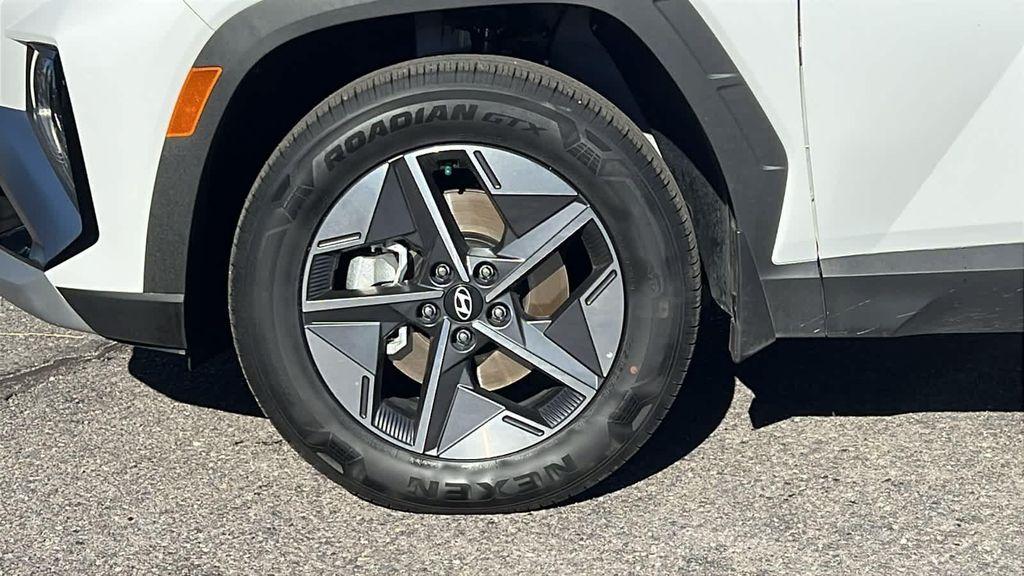 used 2025 Hyundai TUCSON Hybrid car, priced at $32,384