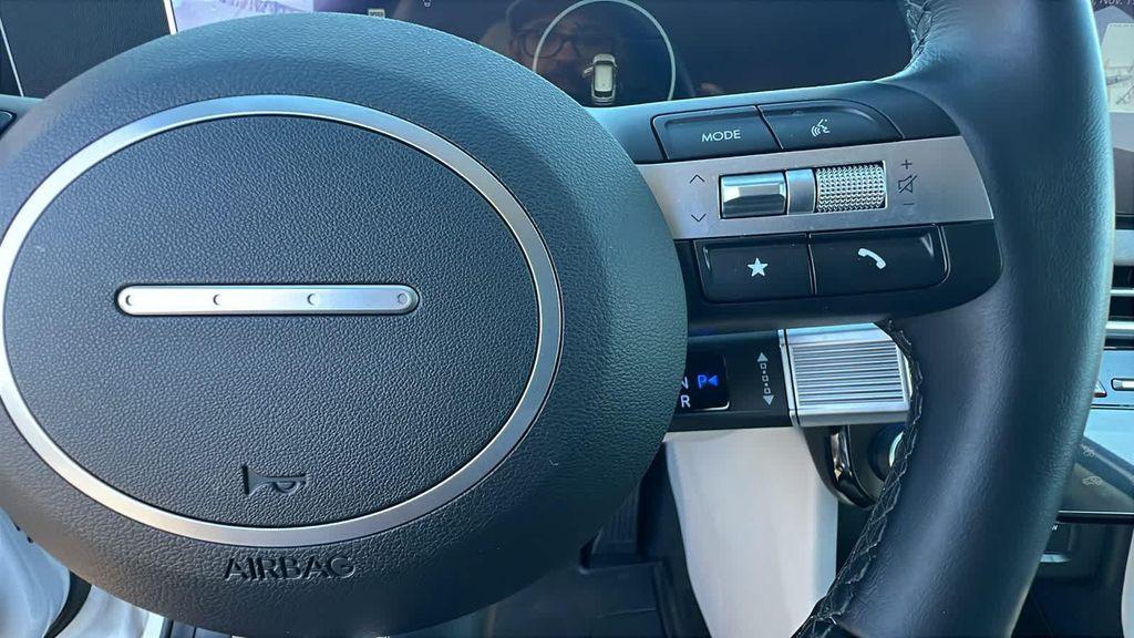 used 2025 Hyundai TUCSON Hybrid car, priced at $32,384