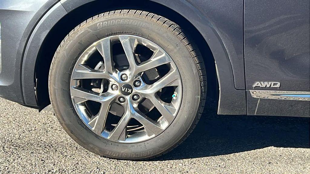 used 2019 Kia Sorento car, priced at $23,974