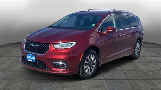 used 2021 Chrysler Pacifica car, priced at $21,477
