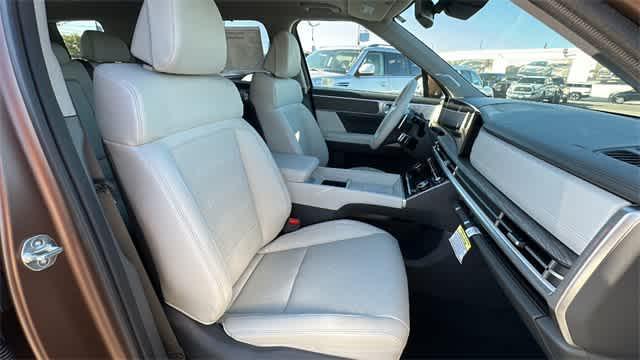 used 2024 Hyundai Santa Fe car, priced at $42,977