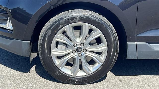 used 2024 Ford Edge car, priced at $32,595