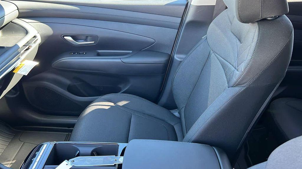 new 2026 Hyundai TUCSON Hybrid car, priced at $36,880