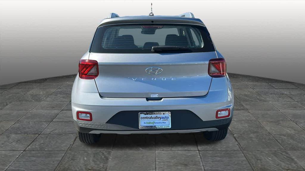 used 2025 Hyundai Venue car
