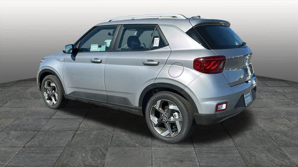 used 2025 Hyundai Venue car