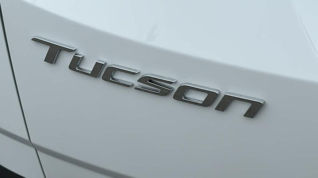 new 2024 Hyundai Tucson Hybrid car, priced at $37,733