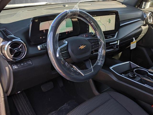 new 2026 Chevrolet Equinox car, priced at $31,995