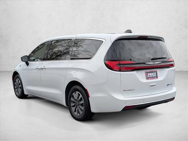 used 2024 Chrysler Pacifica Hybrid car, priced at $26,900