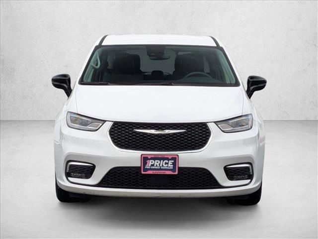 used 2024 Chrysler Pacifica Hybrid car, priced at $26,900